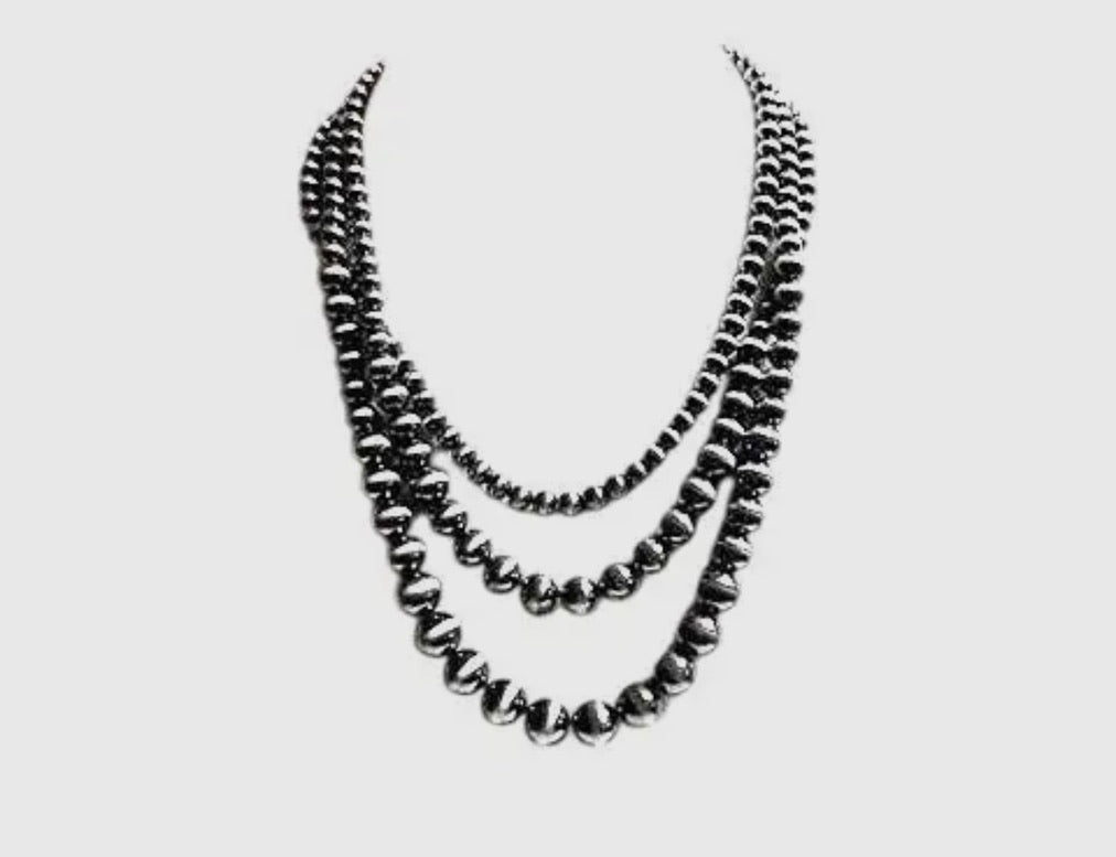 Stallion Stack Western Pearl Necklace