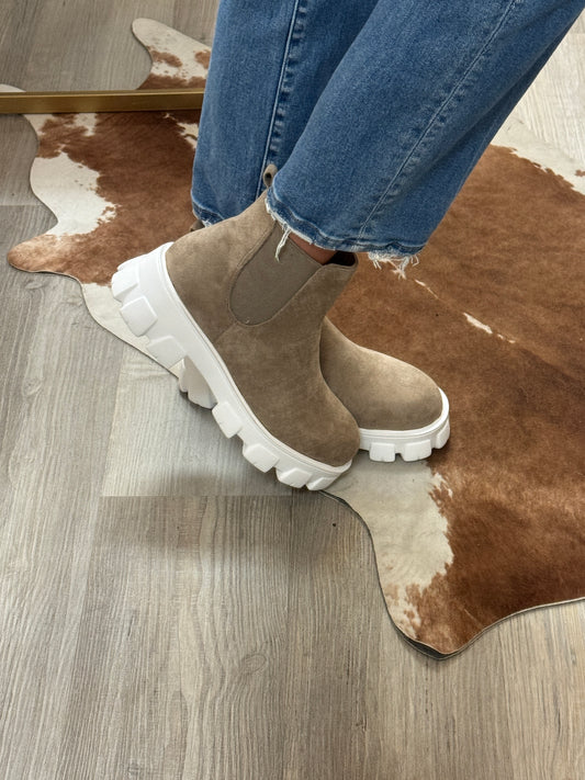 Macee Chunky Chelsea Boot- Taupe