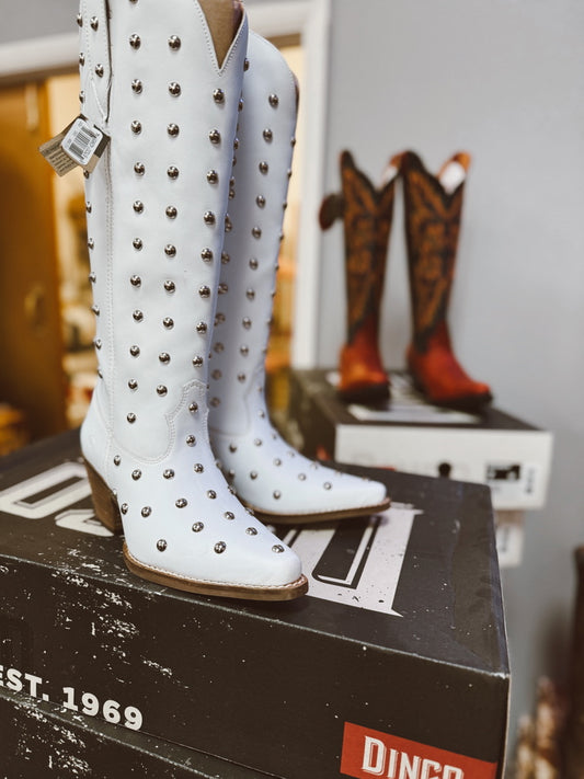 Dingo Broadway Bunny Boot-White
