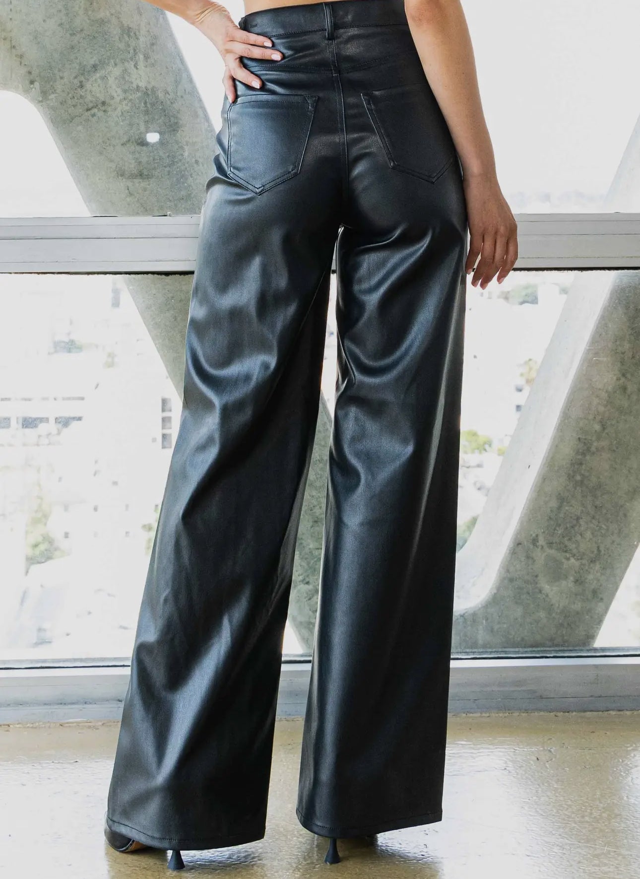 Loper Leather Wide Leg Pant- Black