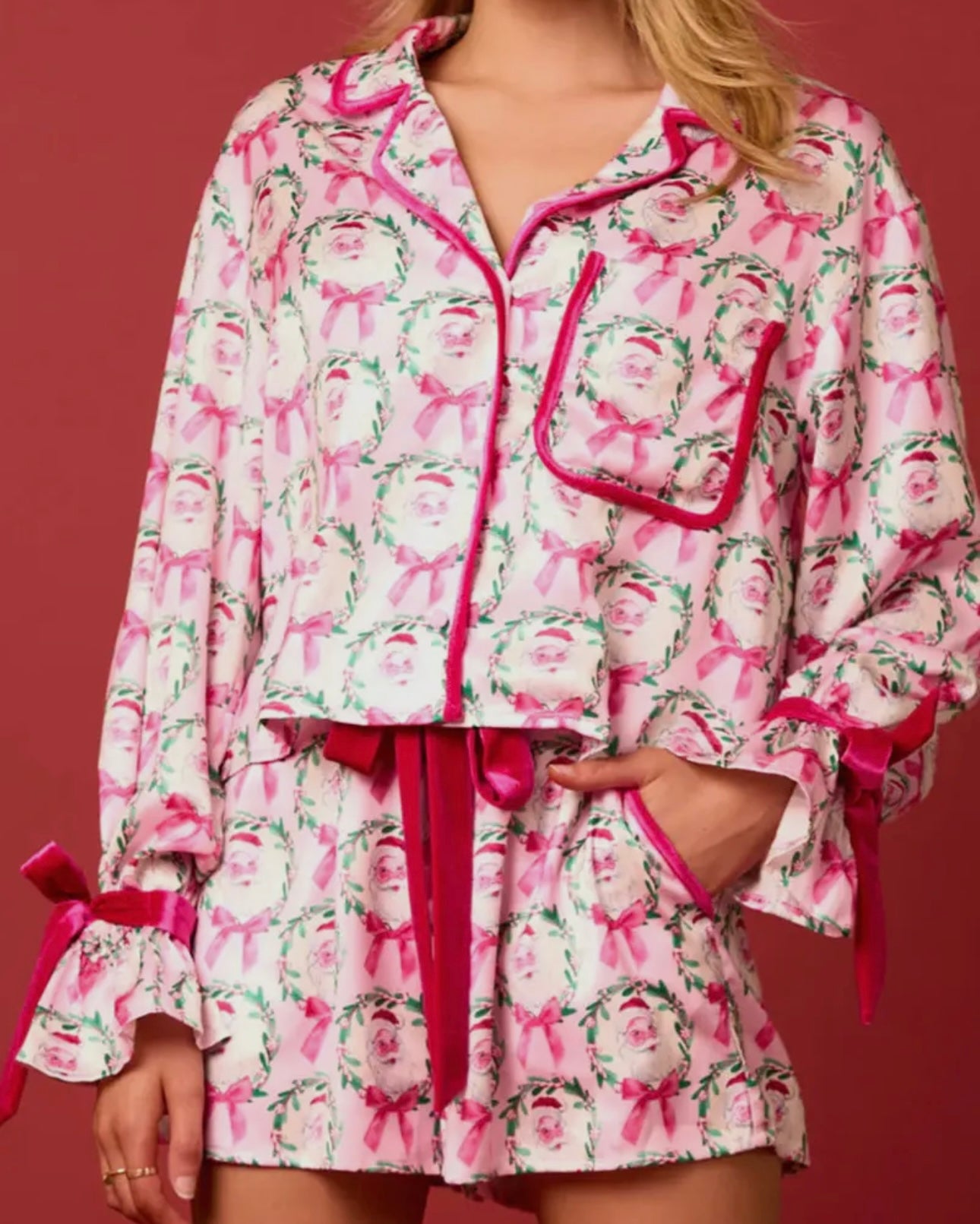 Mistletoe Kisses Velvet Lined PJ Set- Pink